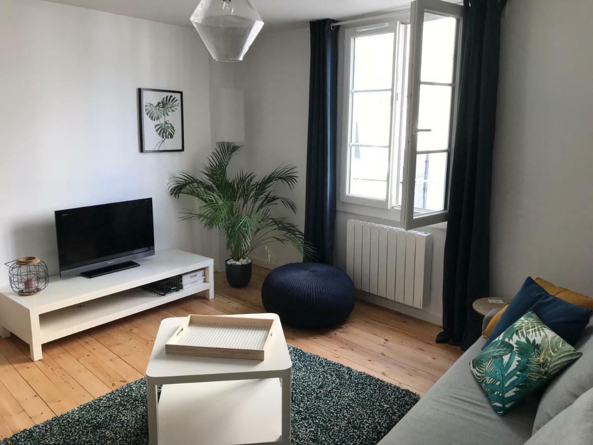 Appartement Au Coeur Du Quartier Historique 반느 외부 사진