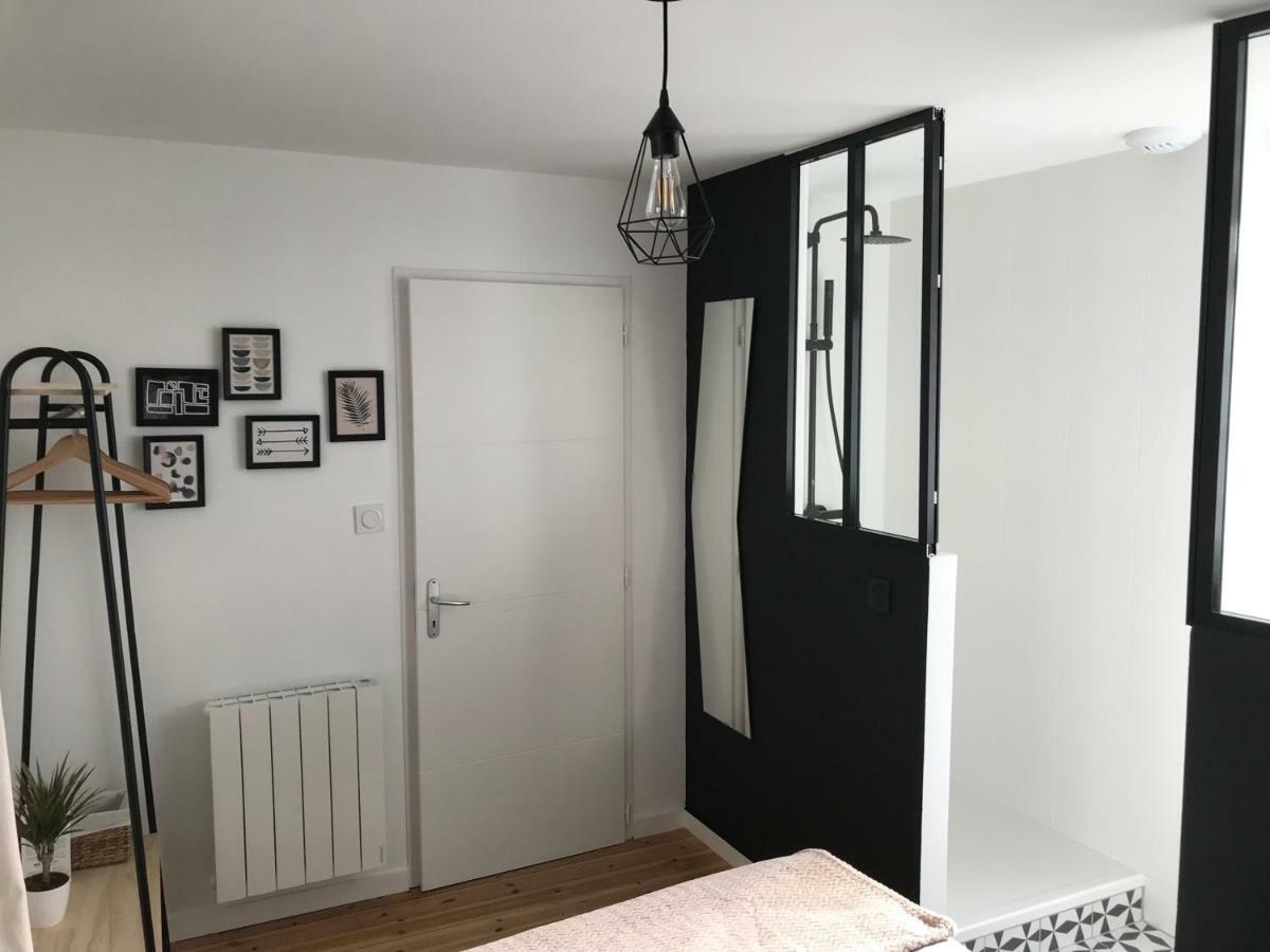 Appartement Au Coeur Du Quartier Historique 반느 외부 사진